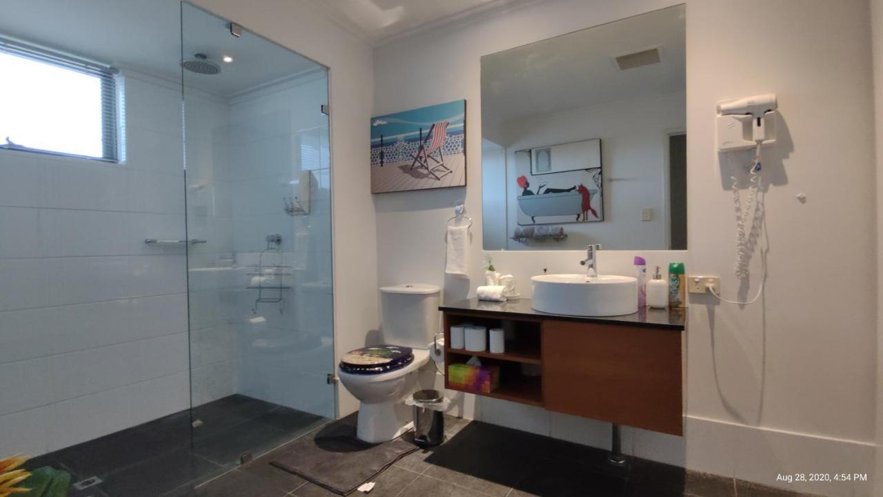 A 406 Fantastic Ocean Beach And Marina View Apt - マンジュラ エクステリア 写真