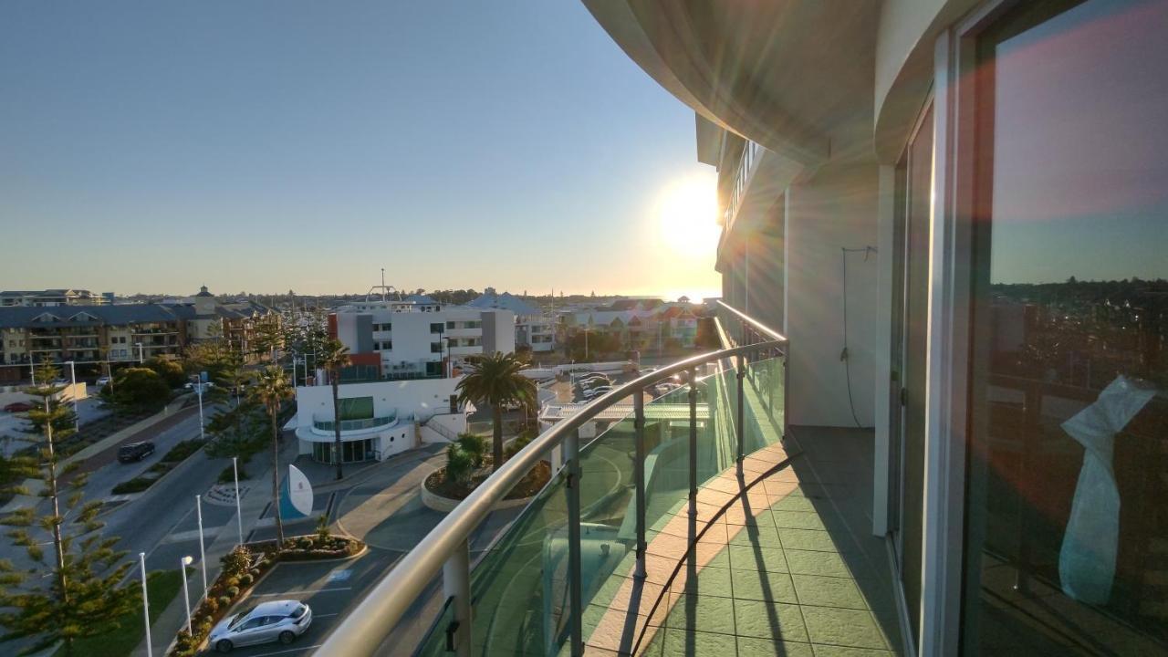 A 406 Fantastic Ocean Beach And Marina View Apt - マンジュラ エクステリア 写真