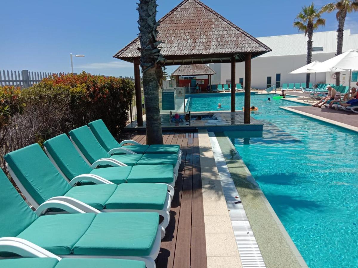 A 406 Fantastic Ocean Beach And Marina View Apt - マンジュラ エクステリア 写真